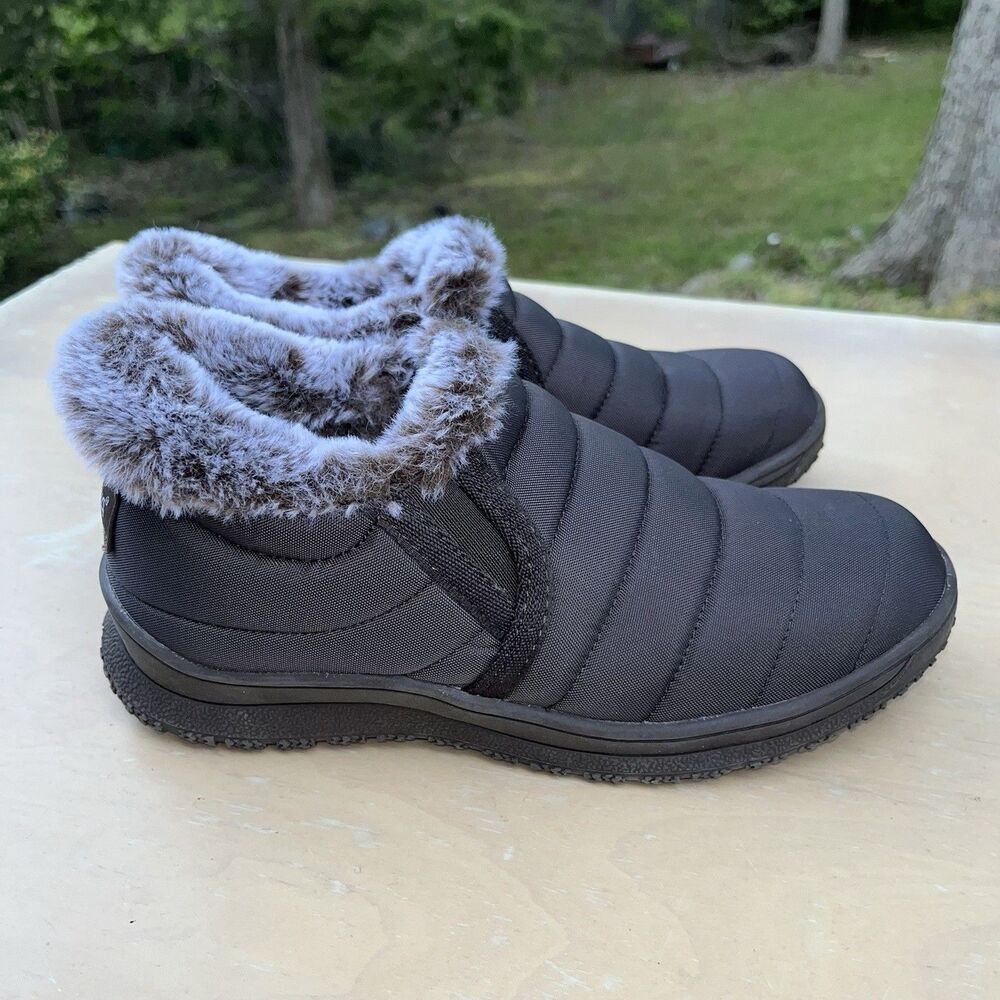 Minnetonka Quilted Waterproof Slip On Booties With Fur Trim Women's Size 7M